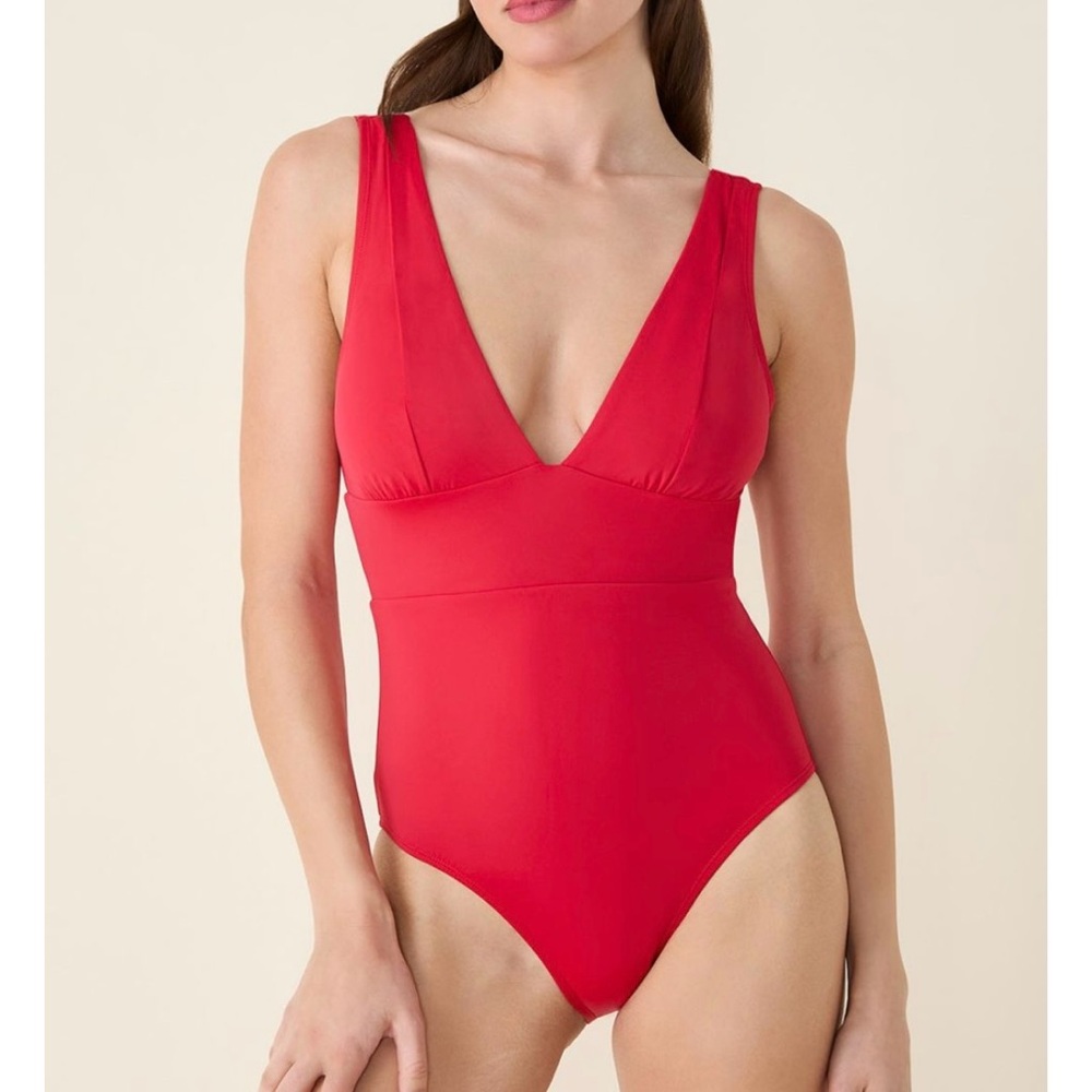 Andie | the Mykonos 1 piece plunge swimsuit in cherry red - Picture 3 of 16